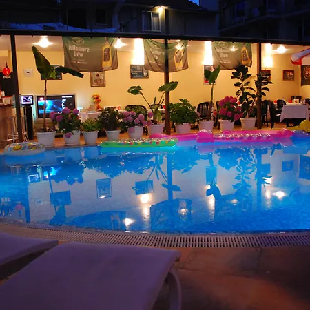 Hotell Italia 3*
