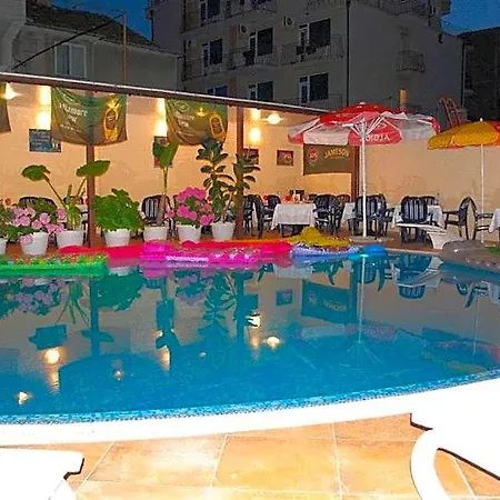 فندق Italia