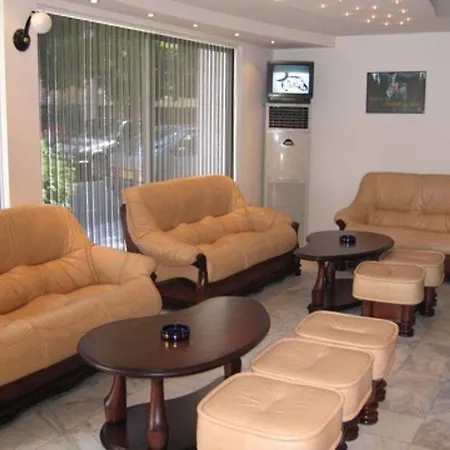 Italia Hotell 3*